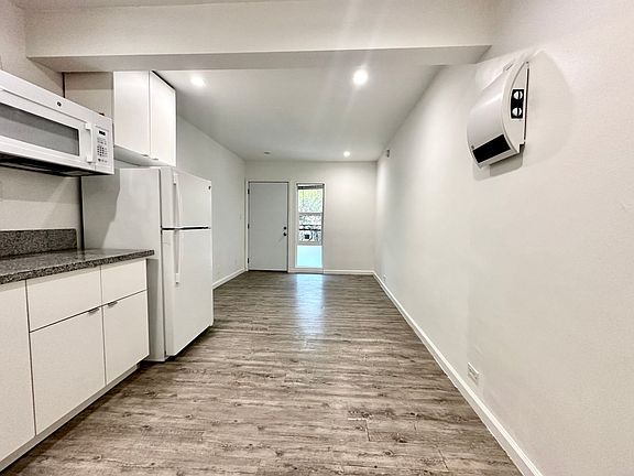 2nd image of 3418 S Centinela Ave APT 2