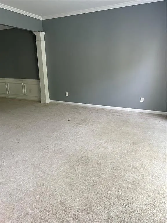4 bed, 2.5 bath, 2550 sqft, $2,800 — Photo 4
