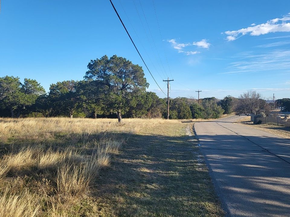 1st image of 28005 N White Bluff Dr