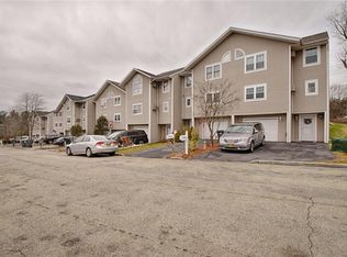 25 Brookside Dr W, Harriman, NY 10926