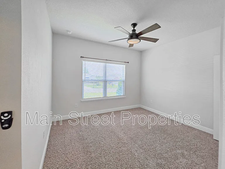 8108 Silver Maple Dr — Photo 13