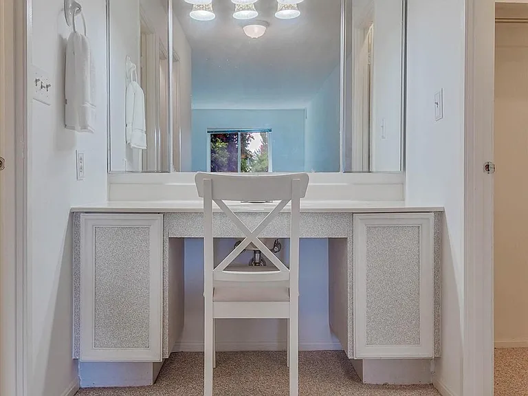 8360 Greensboro Dr #208 — Photo 42