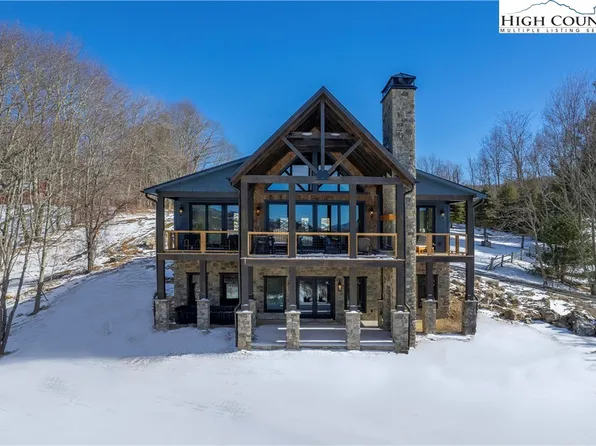379 Andrews Road, Banner Elk, NC 28604