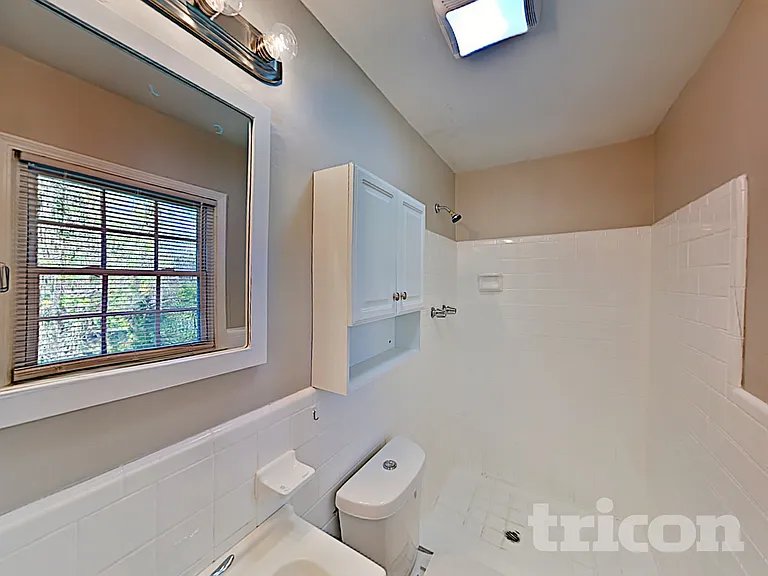1606 Huntington Dr — Photo 8