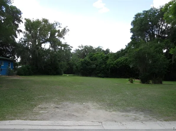 716 W Silver Springs Pl, Ocala, FL 34475