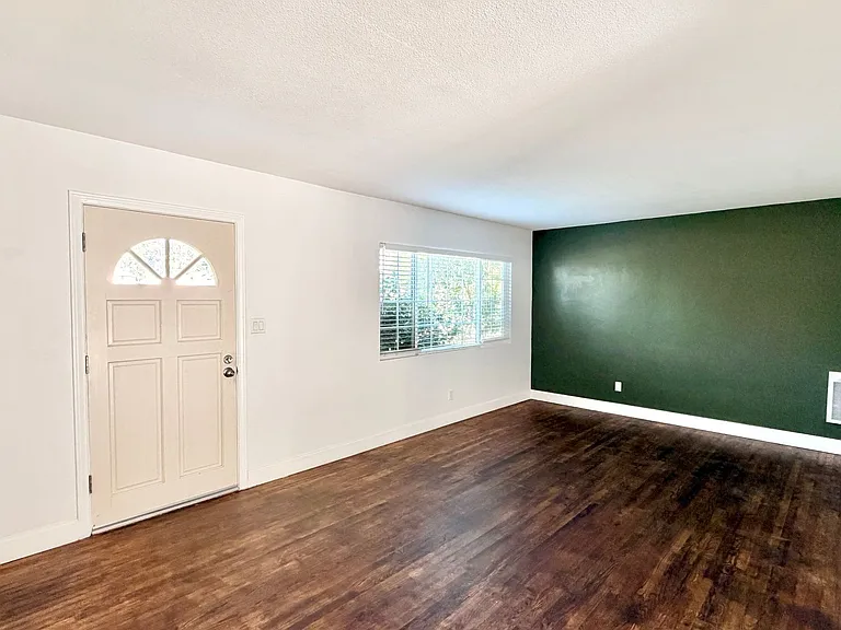 1280 Alturas Rd — Photo 4