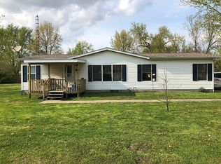 202 W Madison St, Toledo, IL 62468
