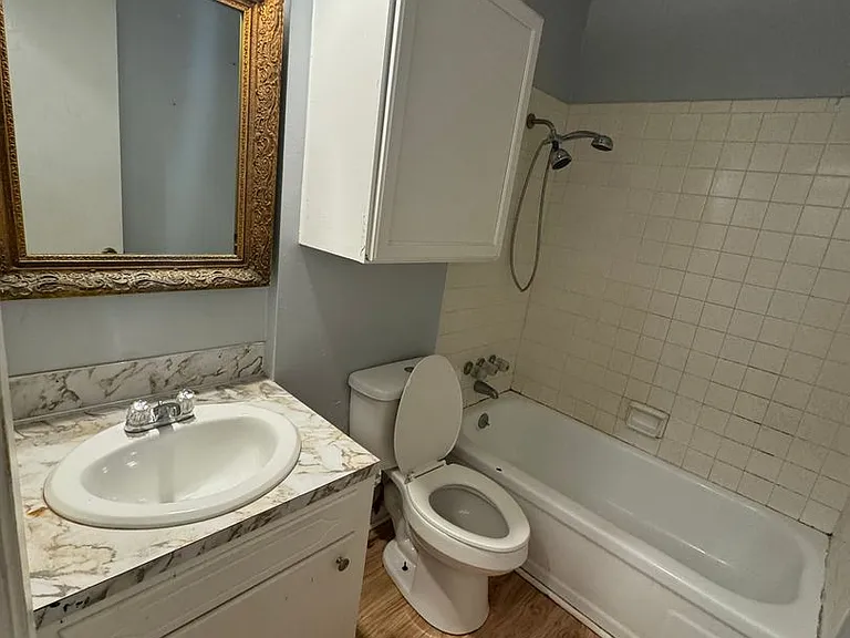 3002 Hazel Cir — Photo 5