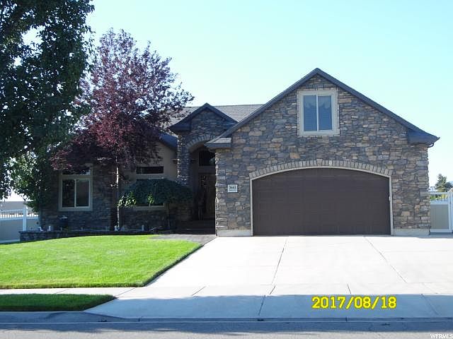 1st image of 3663 W Salinas Dr