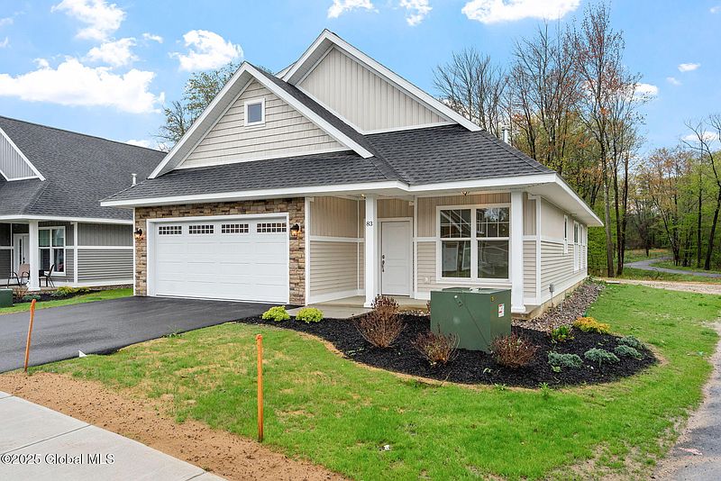 2nd image of 83 Whispering Pines Way