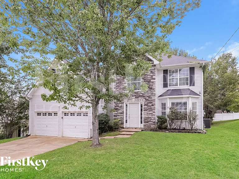 848 Asbury Trl — Photo 2