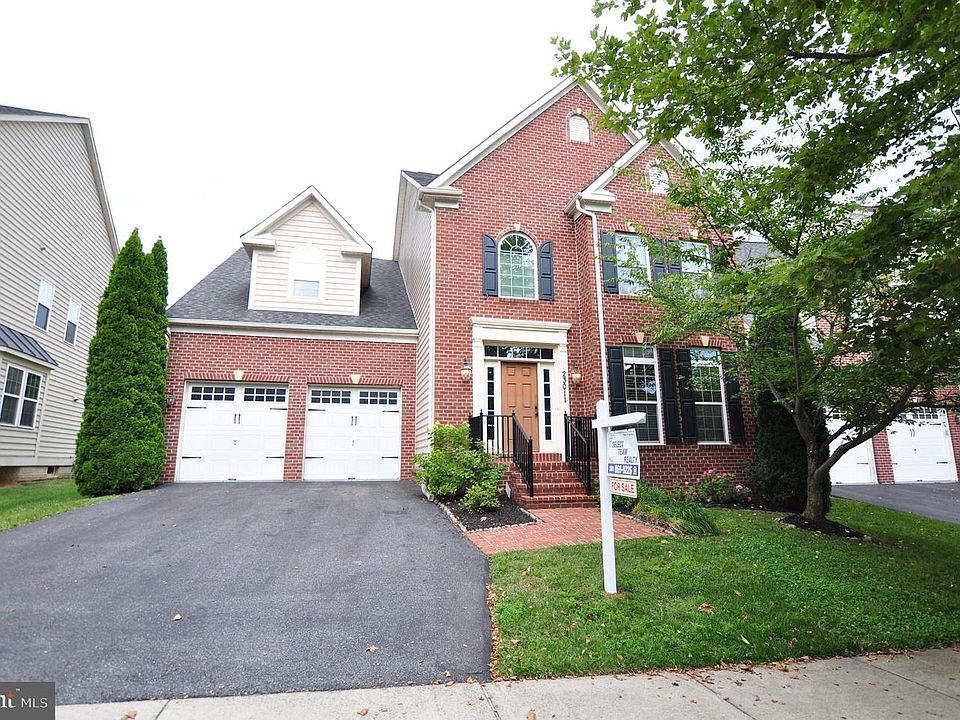 1st image of 23011 Sycamore Farm Dr