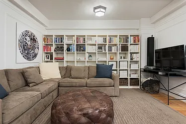 Rented by Nest Seekers International