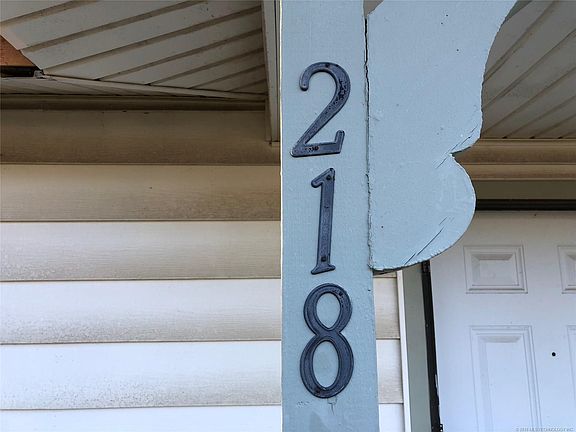 2nd image of 218 W Orleans Ave