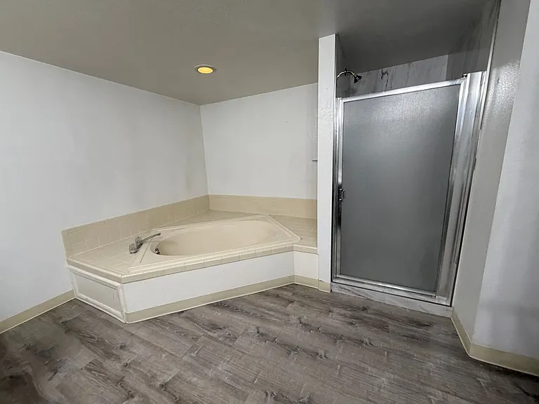 12043 W Cross Dr #107 — Photo 21