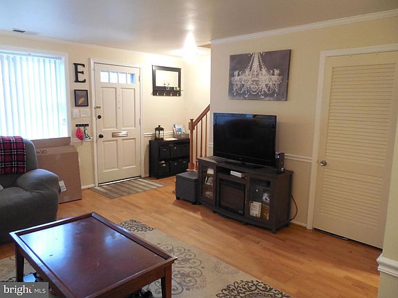 5th image of 774 Azalea Dr #14