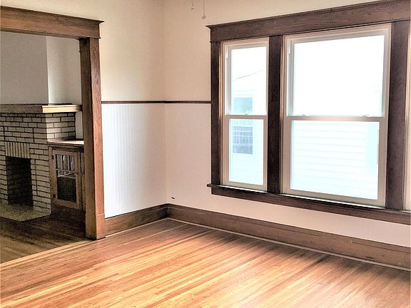 3rd image of 146 Bloomfield Ave