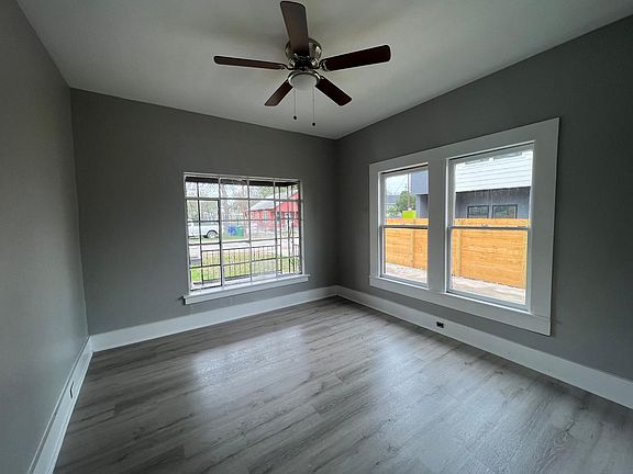 5th image of 313 Toledo St