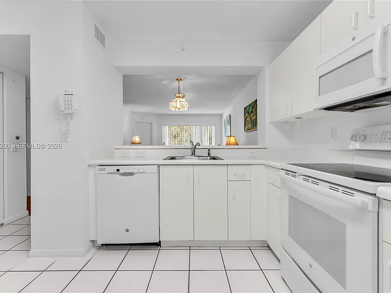 9511 Weldon Cir #G308 — Photo 10