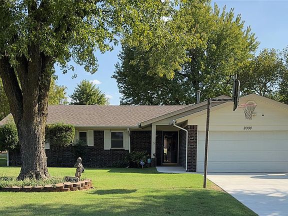 2nd image of 2008 W Cedar Ridge Dr