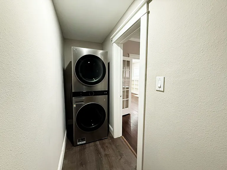 4112 Junius St — Photo 42