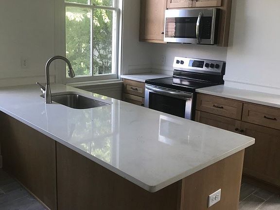 2nd image of 601 N 26th St #1