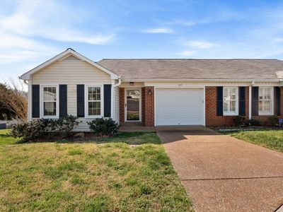 717 Mount Carmel Pl, Nashville, TN, 37205