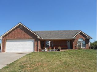 2803 W Royal Oaks Rd, Pauls Valley, OK 73075