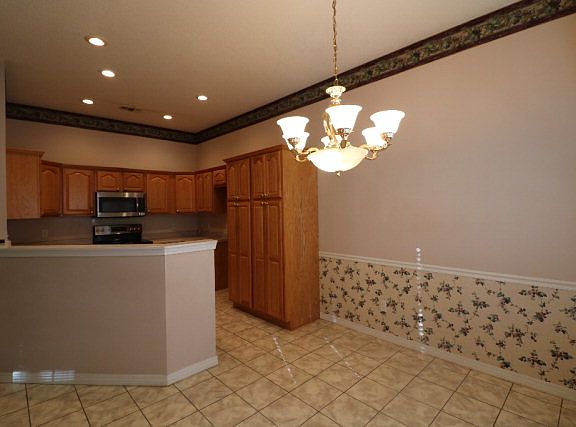 3rd image of Wildwood Ct