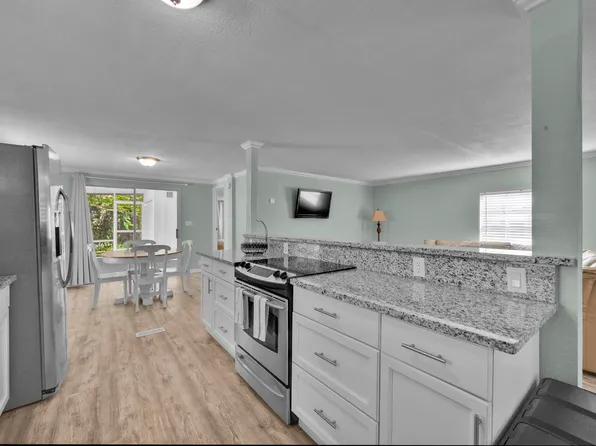 3 Alcala Lane, Port St Lucie, FL 34952