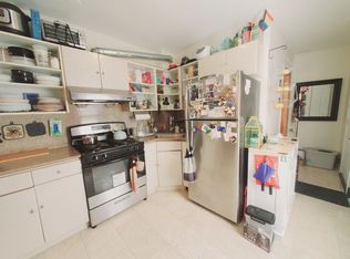 25 Main St APT 3, Stamford, CT 06901