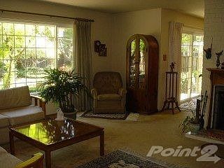 2nd image of 4676 Englewood Dr