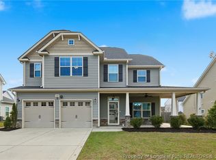 688 Stonebriar Ave, Raeford, NC 28376