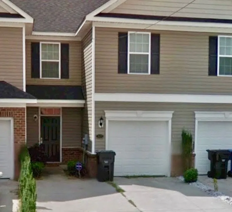1129 Americus Ave