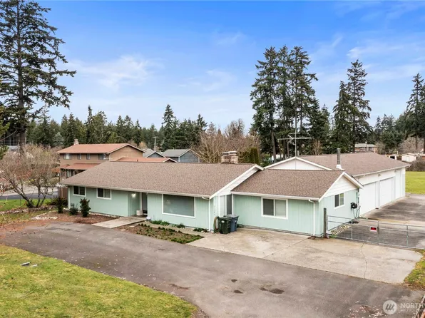 15705 5th Avenue E, Tacoma, WA 98445