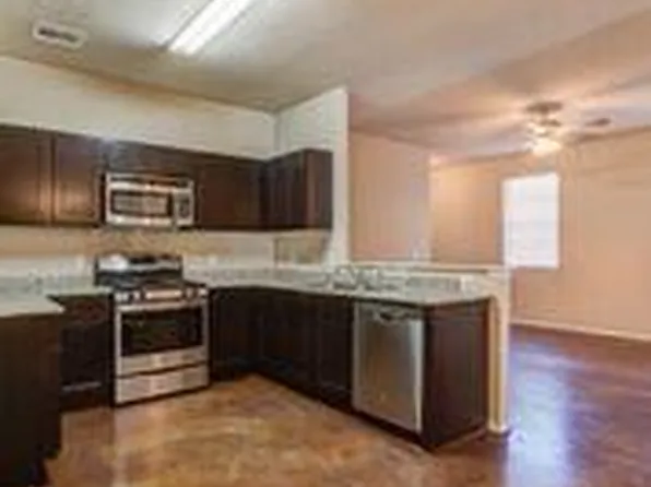 128 Ashley Dr, Edmond, OK 73003