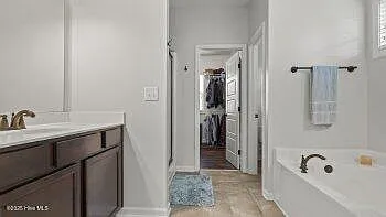 203 Holmes Point Ct — Photo 24