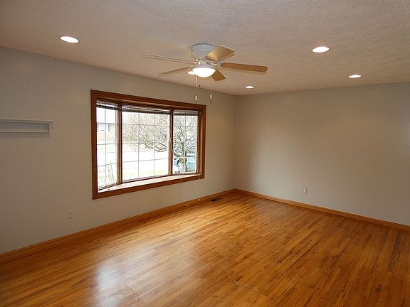 2nd image of 1557 Zorn St