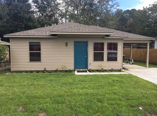 1036 S Arceneaux Ave, Gonzales, LA 70737