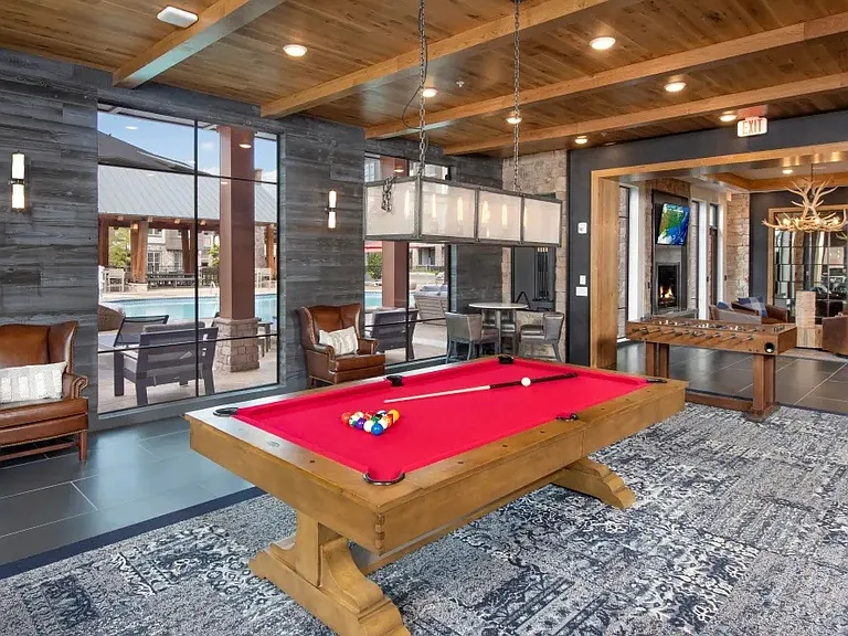 Timberline View — Photo 19
