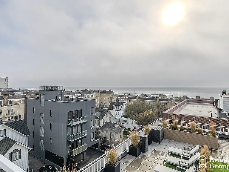 101-19 Rockaway Beach Blvd #2L — Photo 12