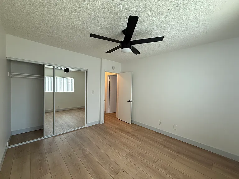 1135 Martin Luther King Jr Ave #14 — Photo 11