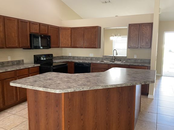 4th image of 465 Lake Eloise Pointe Blvd