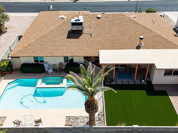 4th image of 7411 E La Cienega Dr