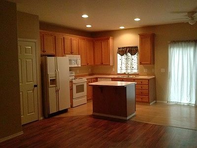 2nd image of 21130 NE Osburn Loop