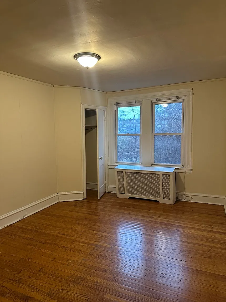 3 bed, $1,995 — Photo 4