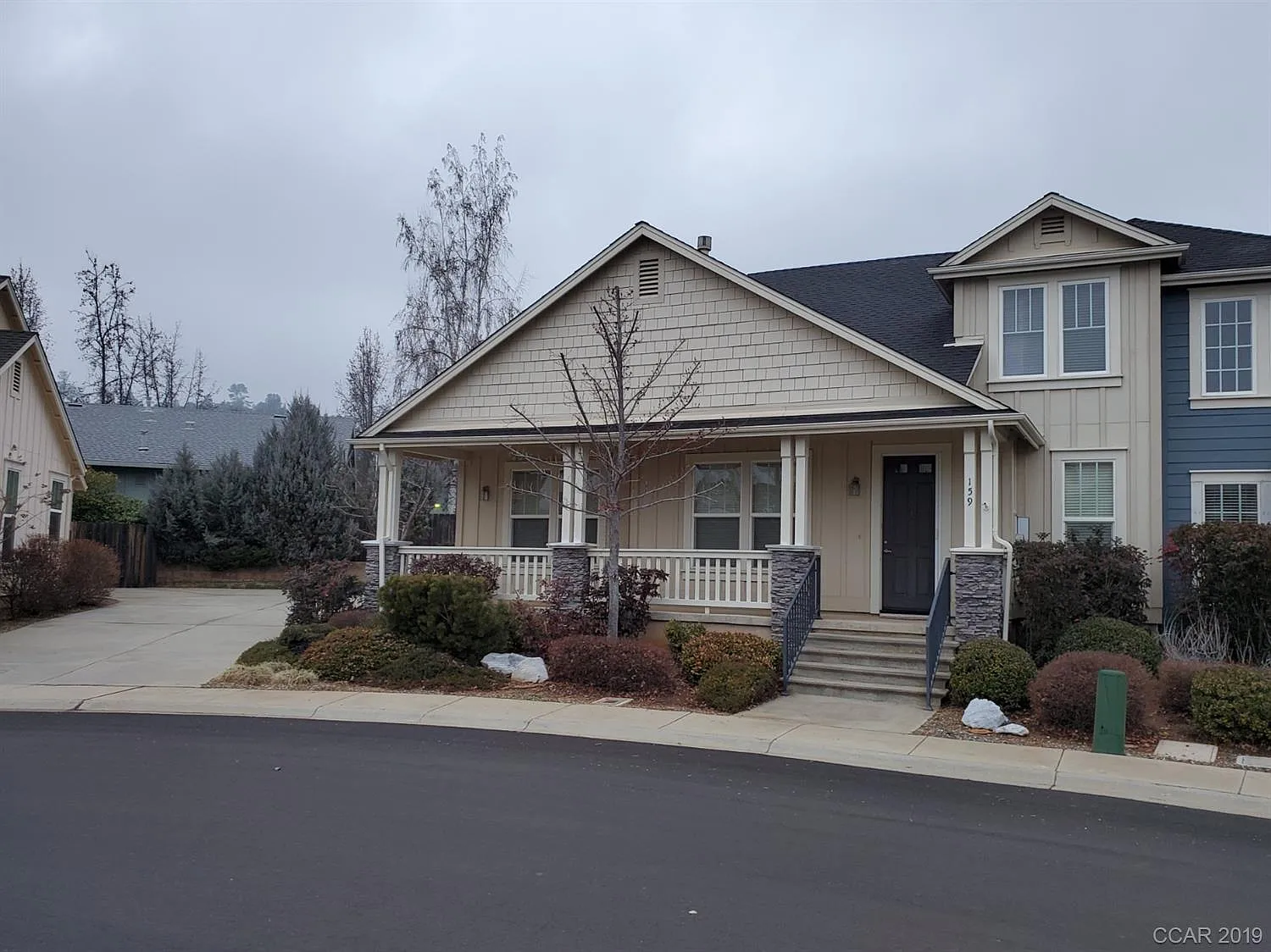159 Fieldstone Dr photo 1