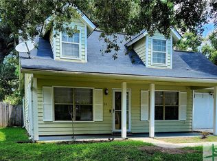 34 Country Walk Dr, Savannah, GA 31419