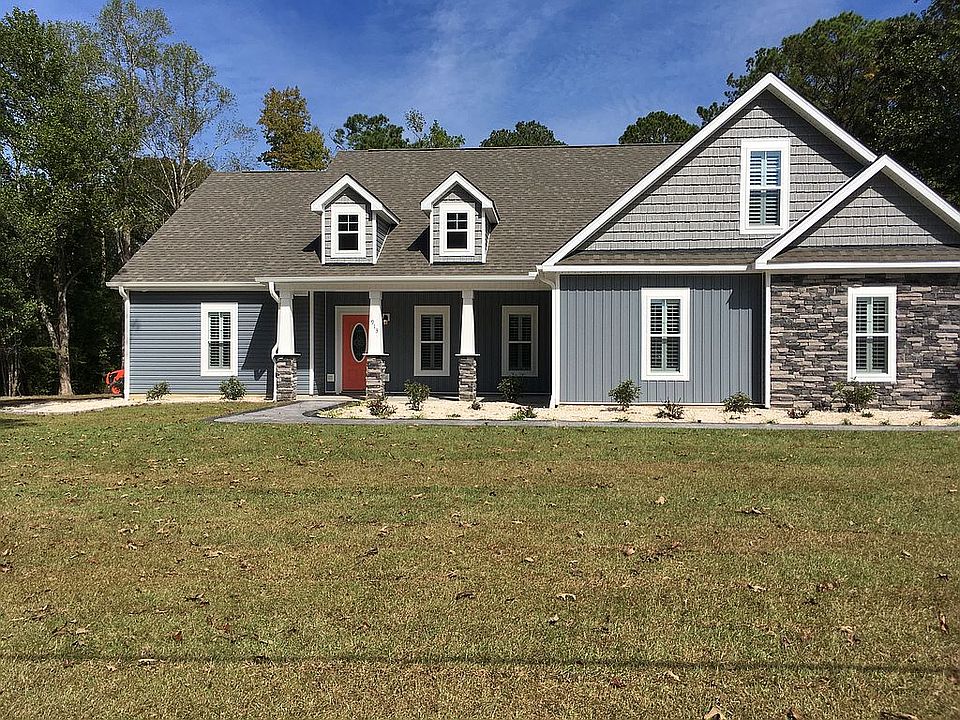 1st image of 913 Wetherington Landing Rd