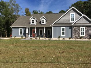 913 Wetherington Landing Rd, Stella, NC 28582